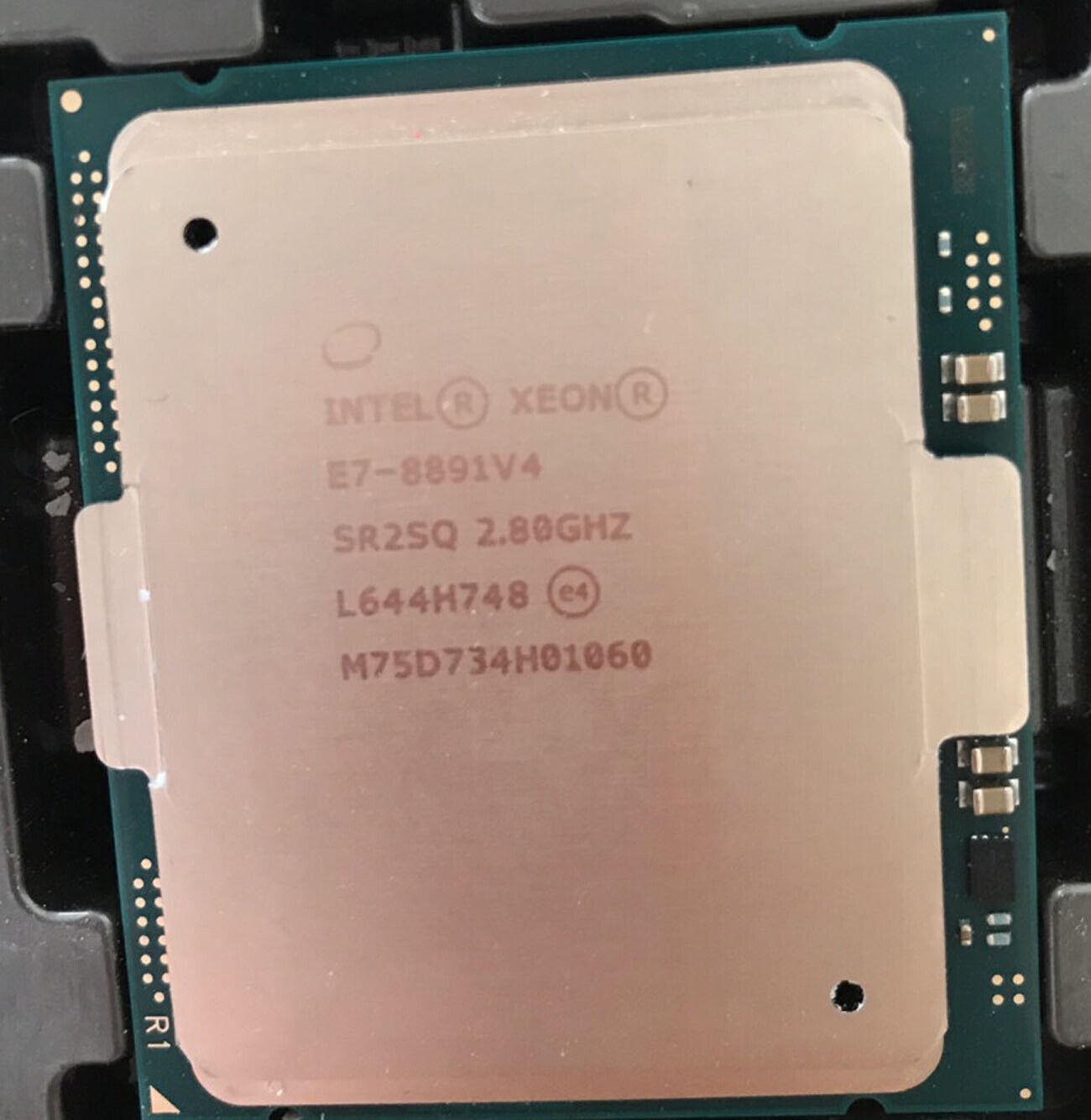 Intel Xeon E7-8891 V4 2.80GHz 10-core 20-thread 140W 60MB CPU processor