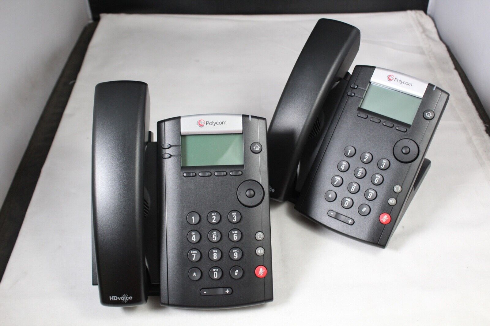 Lot of 2 Polycom VVX 201 Office IP Phones 2201-40450-001 - Refurbished