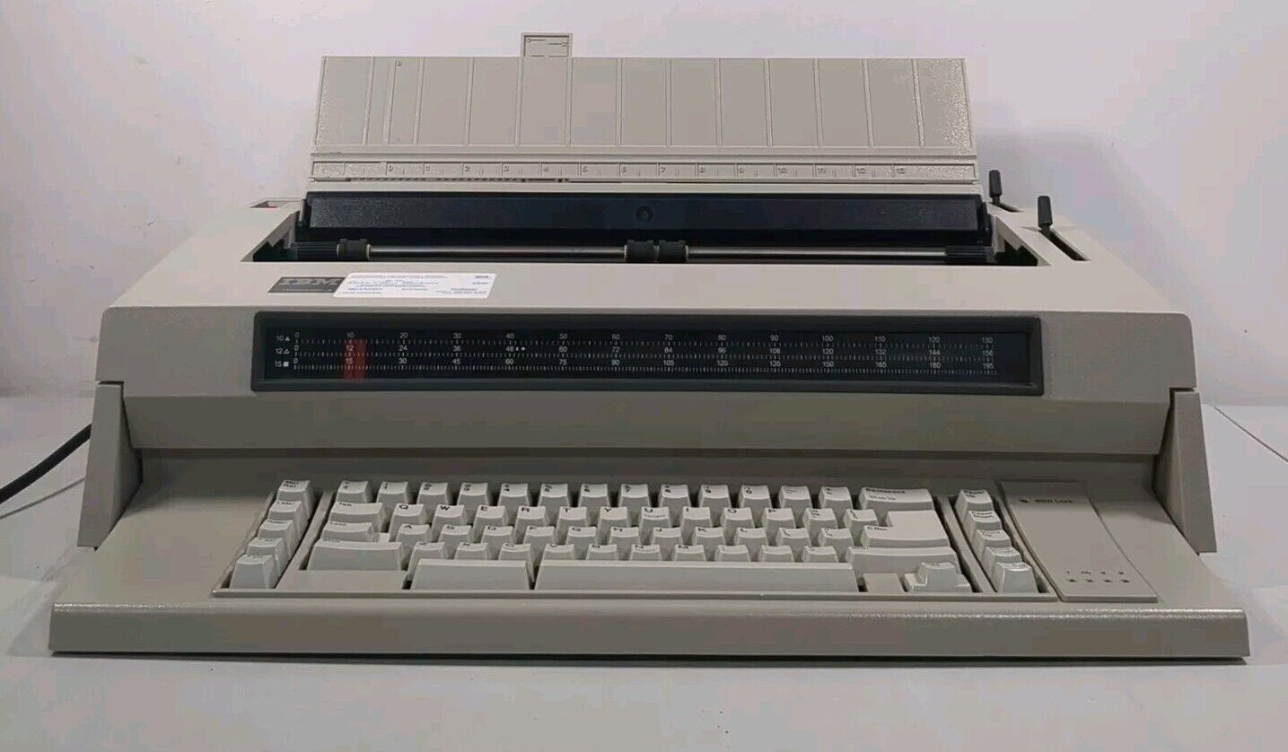 Vintage IBM Wheelwriter 3 674X Electric Typewriter Autocorrect Made In USA Works