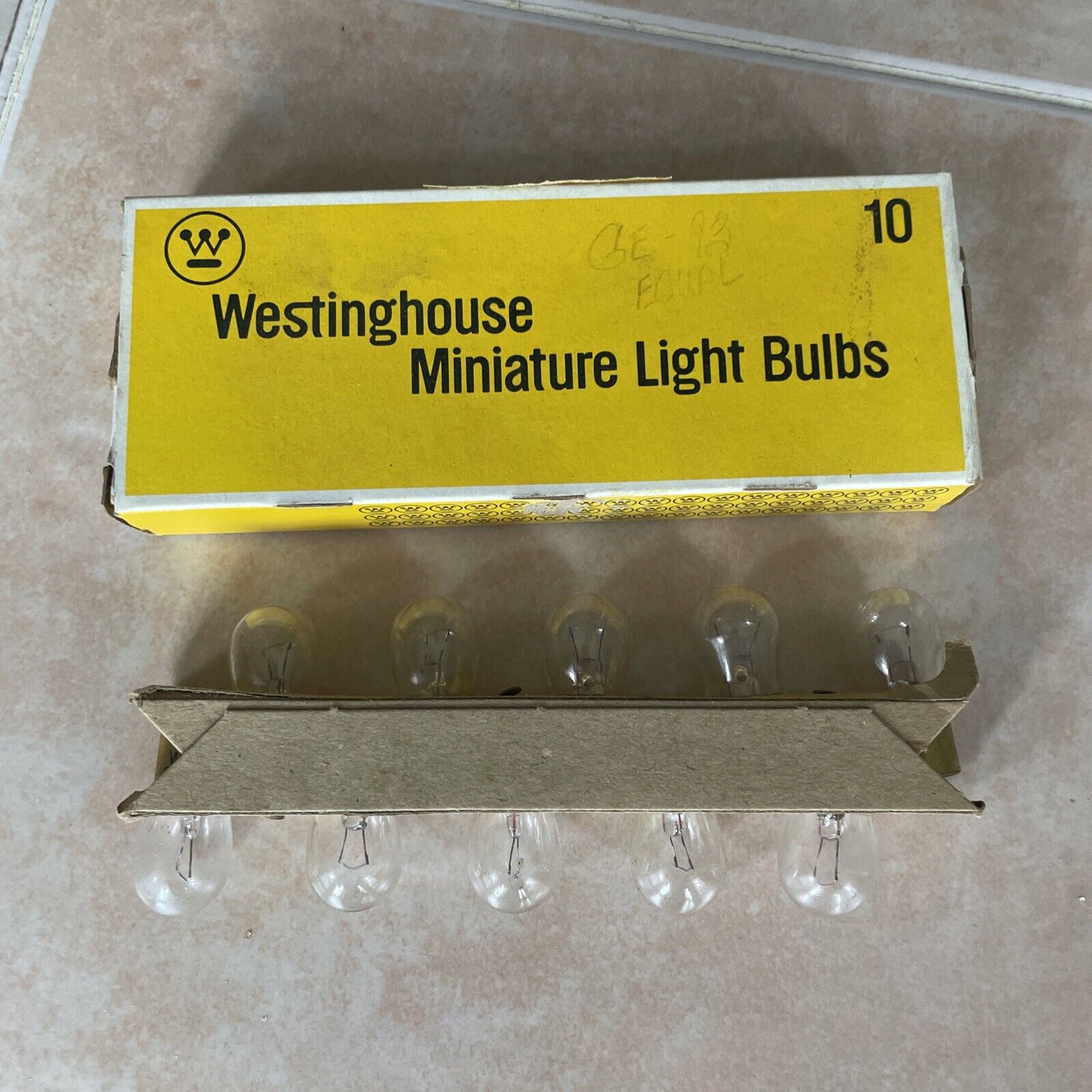 Vintage - 10 Westinghouse 1003 Miniature Light Bulbs